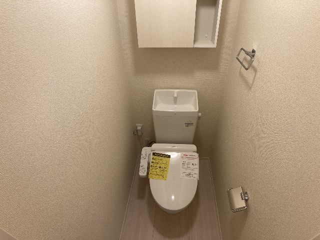 ����5
