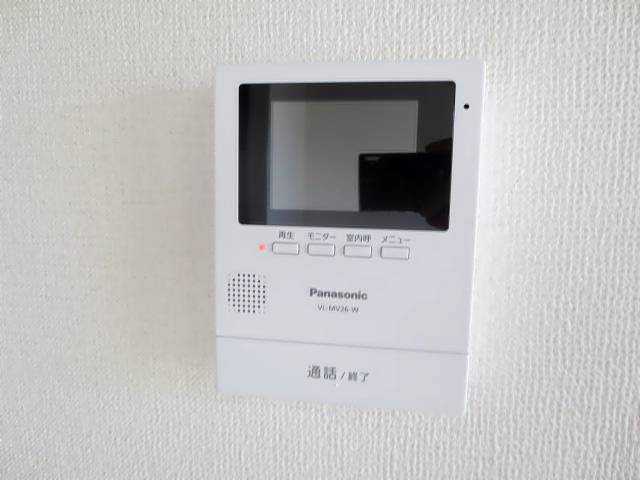 ����11