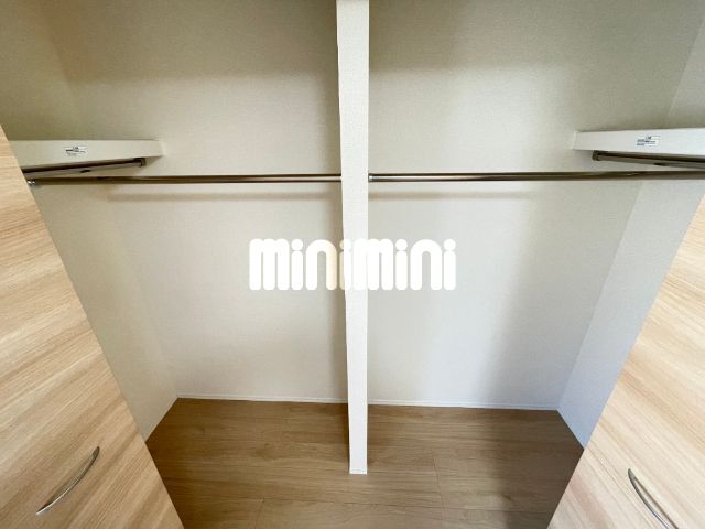 ����6