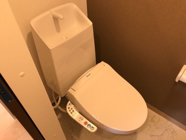 ����6