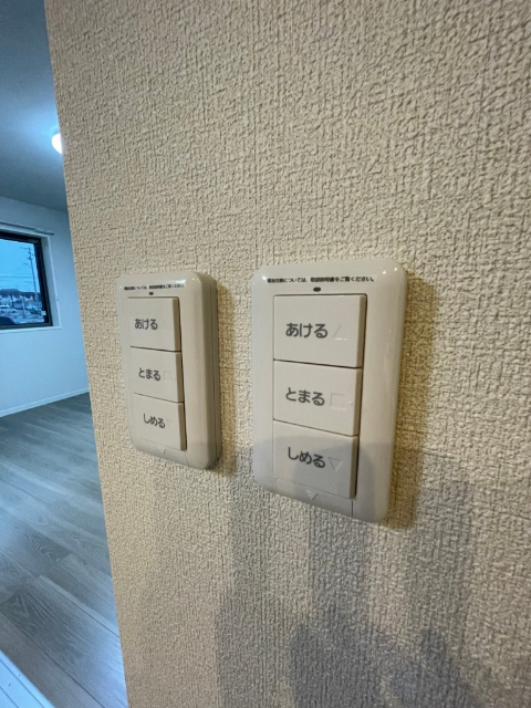 ����20