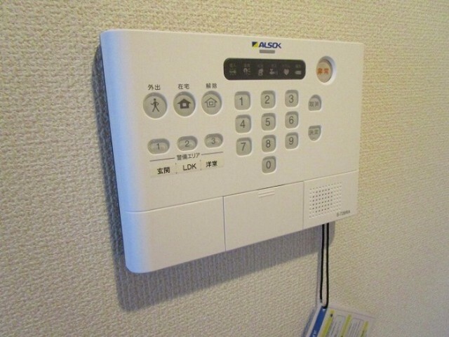 ����10