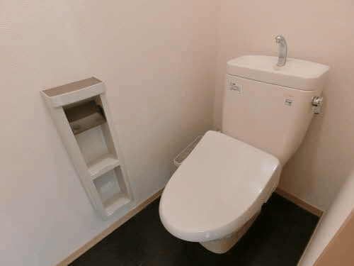 ����3