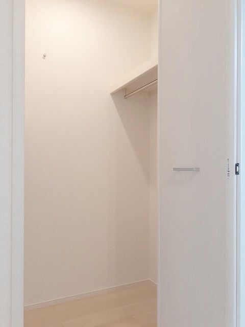 ����6