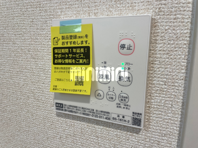 ����16