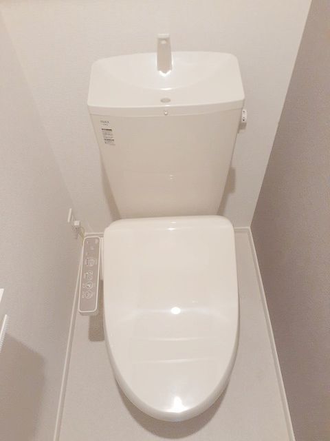 ����6