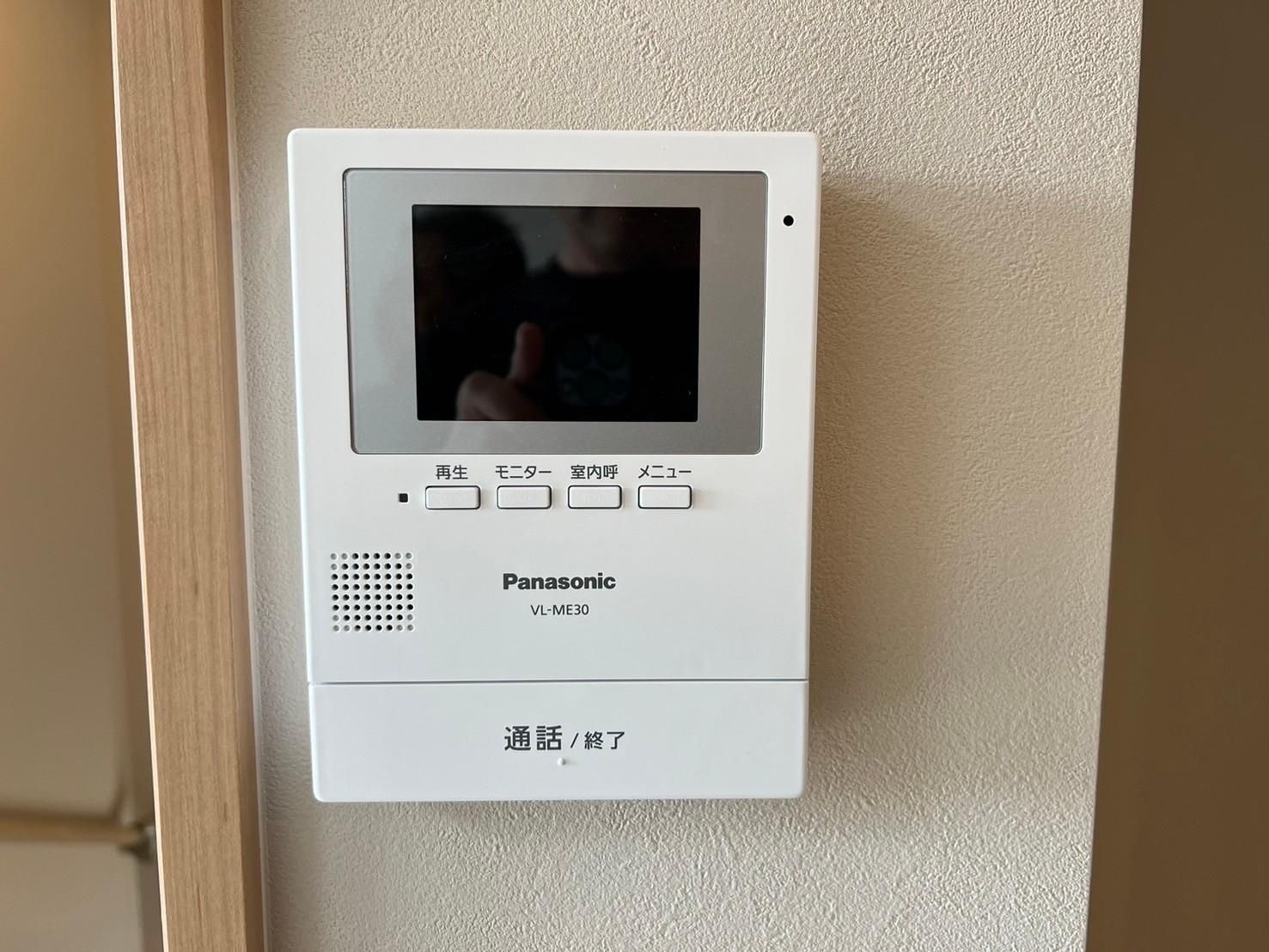 ����11