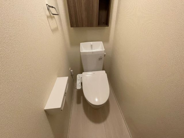 ����6