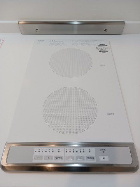 ����10
