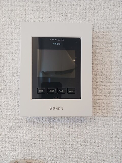 ����10