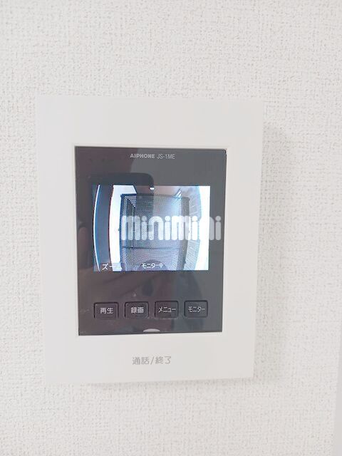 ����11