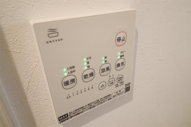 ����11