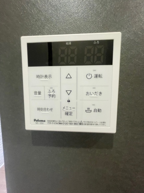����10