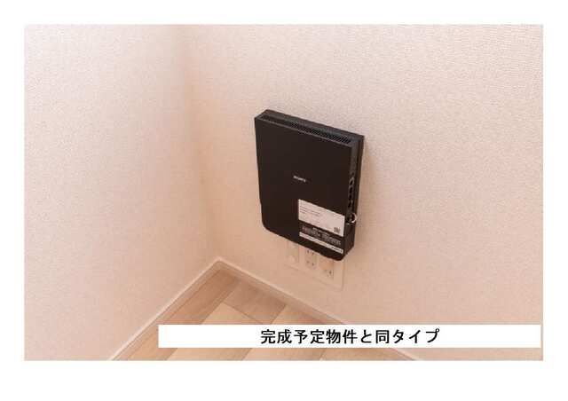 ����10