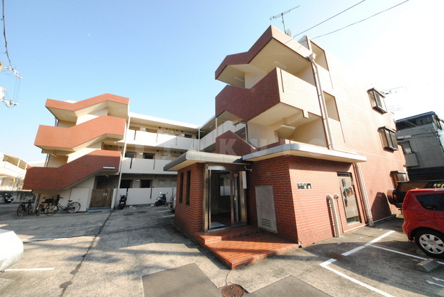 ���{���ʎs����Q���ڂP�j