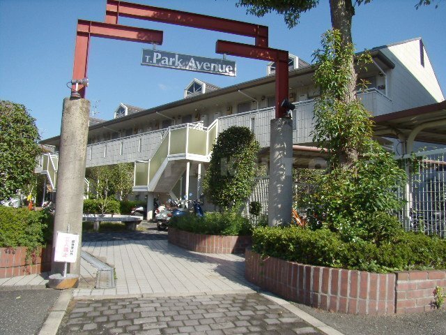 ���{���ʎs�����ԒJ���V���ڂP�j