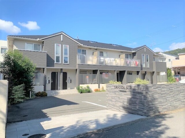 ���{�r�c�s�a�J�R���ڂR�k�c�j