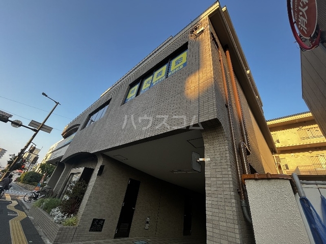 ���{�L���s�����˂R���ڂP�q