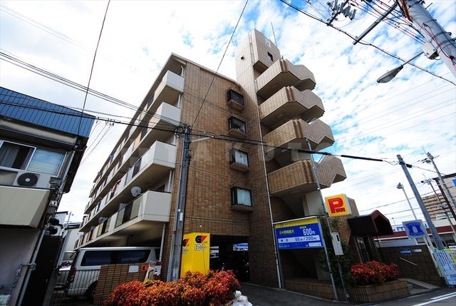 ���{���s�����쒆�k�Q���ڂR�c�j