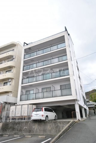 ���{���ʎs�����Q���ڂP�q