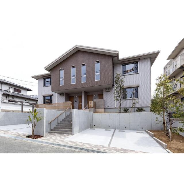 ���{���ʎs��U���ڂQ�k�c�j