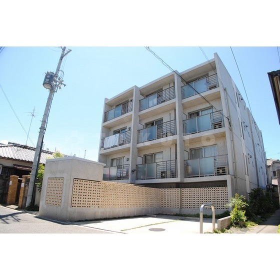 ���{���c�s�򒬂S���ڂP�q