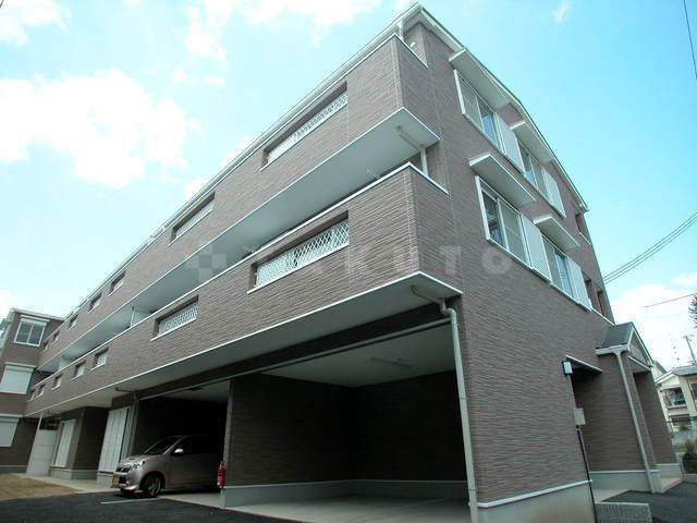 ���{���ʎs��P���ڂR�k�c�j