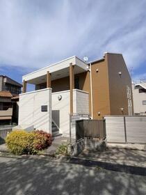 ���{���ʎs����T���ڂP�j