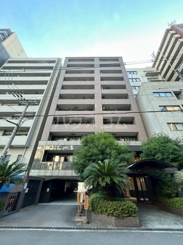 ���{���s������{�����P�j