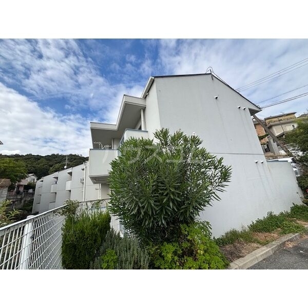 ���{���ʎs���ʂW���ڂR�k�c�j