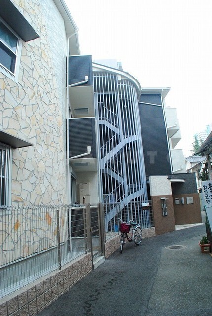 ���{���s�k�搛�h���Q�c�j