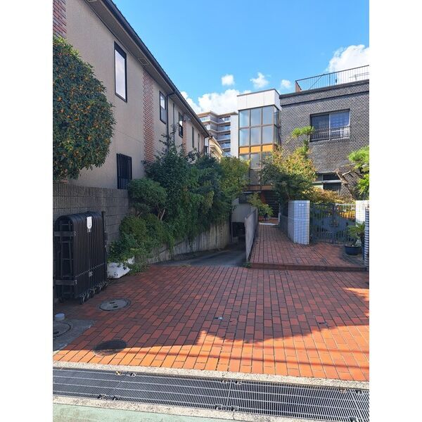 ���{���c�s�痢�R�|���P���ڂP�j