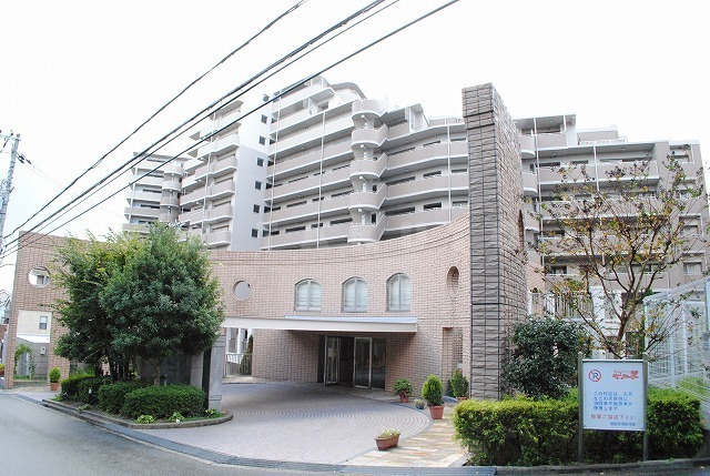 ���{���c�s�R�c���R���ڂR�k�c�j