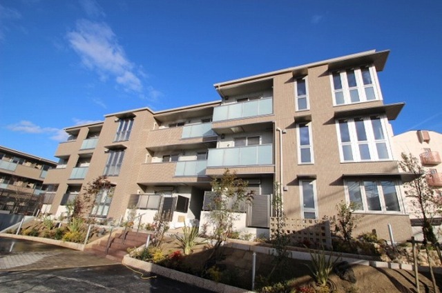 ���{���ʎs��U���ڂR�k�c�j