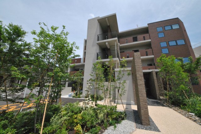 ���{���ʎs���P���ڂQ�k�c�j