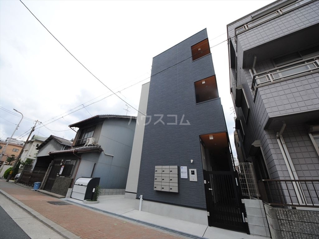 ���{���s����V�X�Q���ڂP�k�c�j