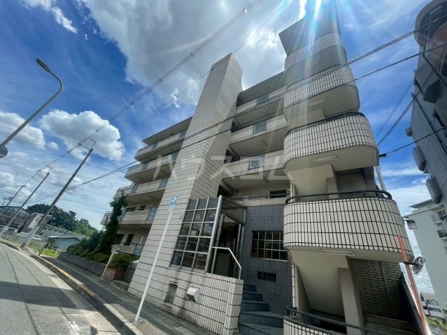 ���{�L���s�k�𒬂S���ڂR�k�c�j