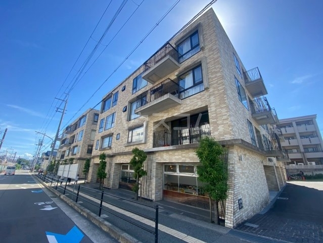 ���{���ʎs���S���ڂR�k�c�j