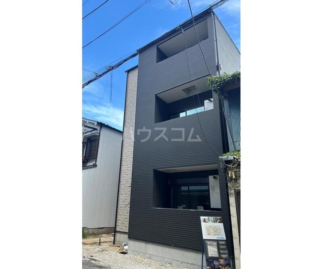 ���{���s�k�撆�ÂR���ڂP�c�j