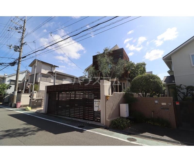 ���{���c�s�痢�R���T���ڂR�r�k�c�j