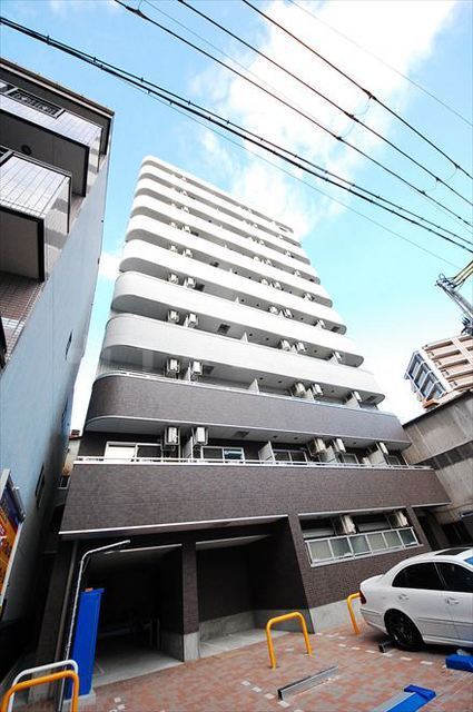 ���{���s����{�c�R���ڂP�j