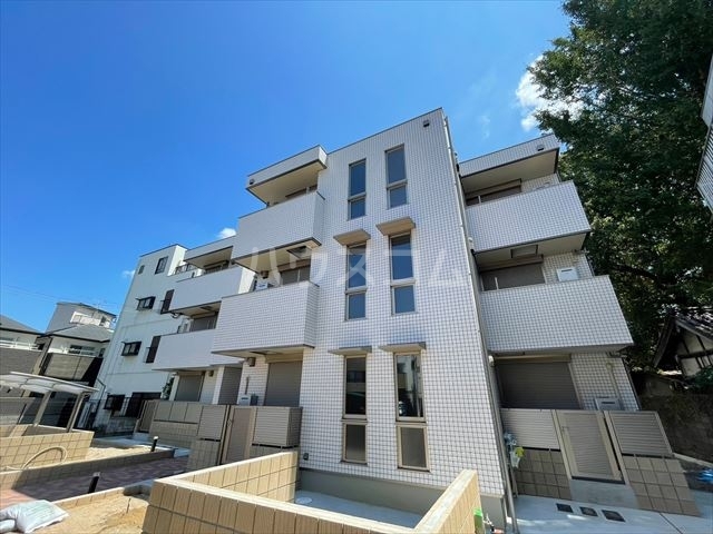 ���{����s�n�꒬�P���ڂP�k�c�j