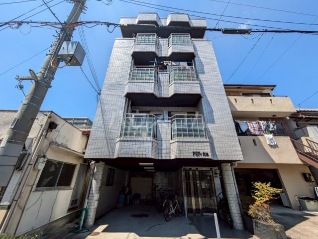 ���{����s���r���Q�c�j