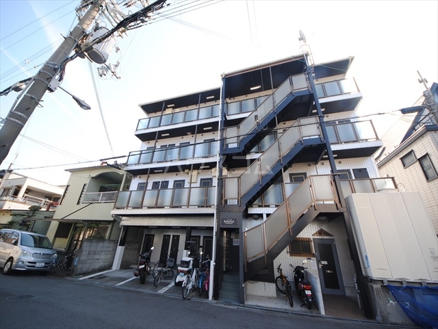 ���{���s���摾�q���R���ڂP�j