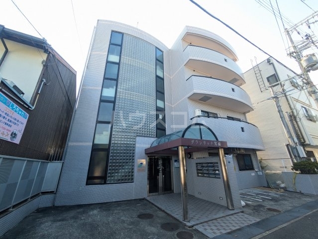 ���{���ʎs���ʂT���ڂP�j