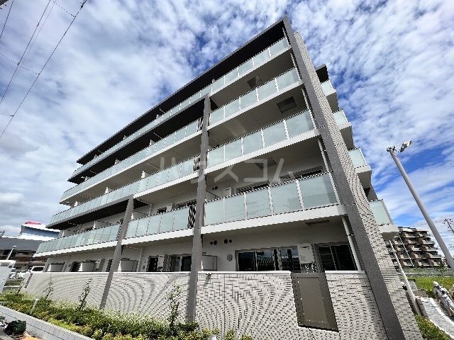 �i�q���C���{���@�ݕӉw�i�k��13���j