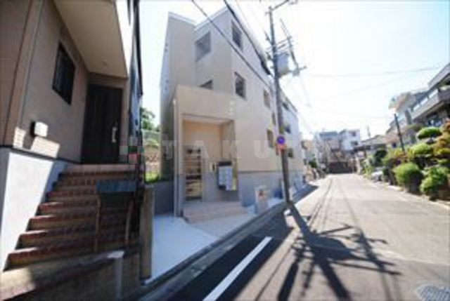 ���{���c�s�痢�R���P���ڂP�j