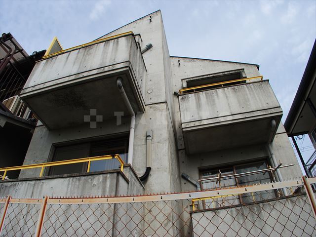 ���{���ʎs�����ԒJ���T���ڂP�j