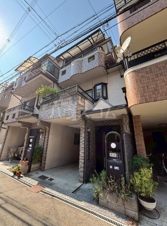 ���{���s�����敟���R���ڂS�k�c�j