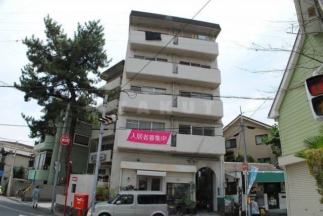 ���{���c�s�~�R���P�c�j